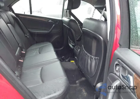 2006 Mercedes-Benz C 350 Luxury 4Matic z USA, uszkodzony, nr VIN WDBRF87H56F767752